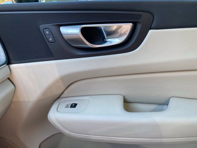 2024 Volvo XC60 Recharge Plug-In Hybrid T8 Plus Dark Theme Raleigh NC