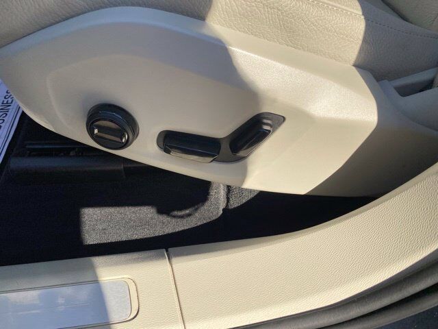 2024 Volvo XC60 Recharge Plug-In Hybrid T8 Plus Dark Theme Raleigh NC