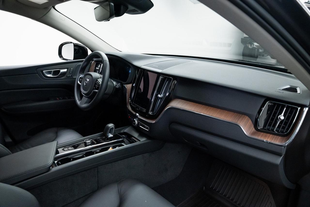 2024 Volvo XC60 Recharge Plug-In Hybrid T8 Plus Dark Theme Surround View Camera Adaptive Cruise Portland OR