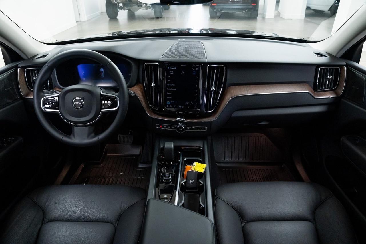 2024 Volvo XC60 Recharge Plug-In Hybrid T8 Plus Dark Theme Surround View Camera Adaptive Cruise Portland OR