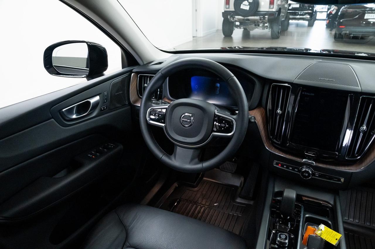 2024 Volvo XC60 Recharge Plug-In Hybrid T8 Plus Dark Theme Surround View Camera Adaptive Cruise Portland OR