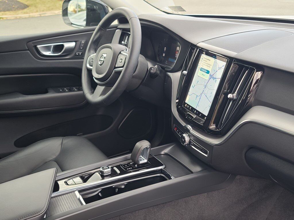 2024 Volvo XC60 Recharge Plug-In Hybrid T8 Plus Dark Theme Springfield VA