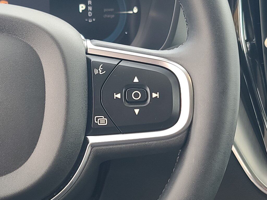 2024 Volvo XC60 Recharge Plug-In Hybrid T8 Plus Dark Theme Springfield VA
