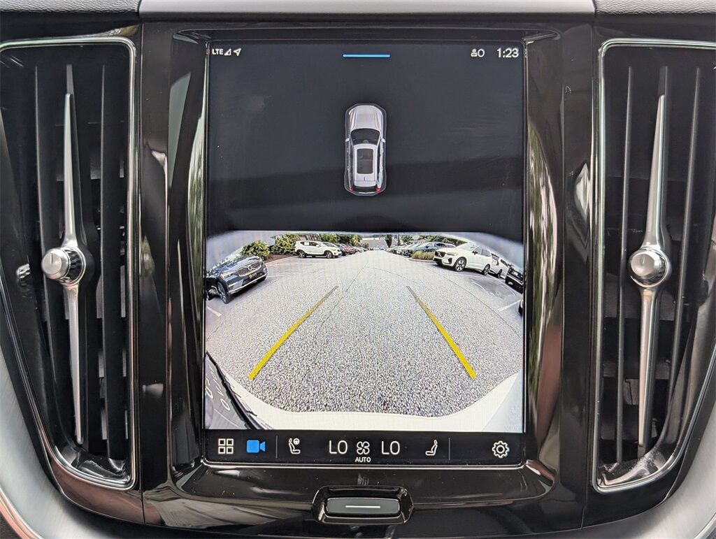 2024 Volvo XC60 Recharge Plug-In Hybrid T8 Plus Dark Theme Hunt Valley MD