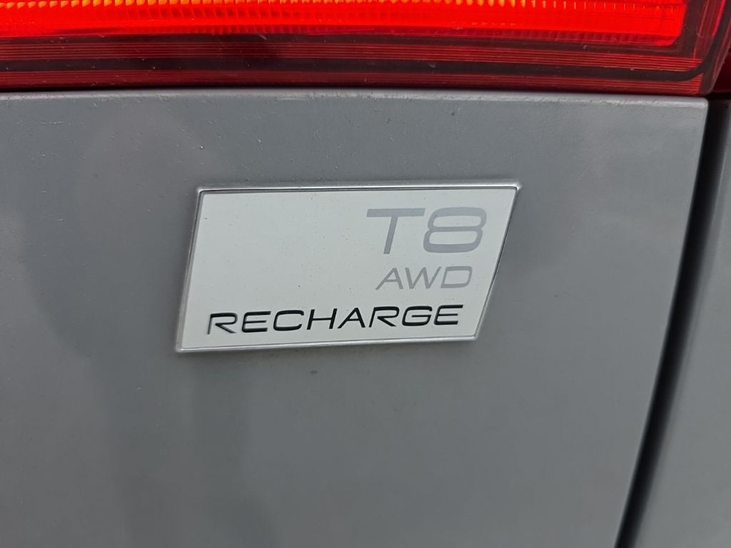 2024 Volvo XC60 Recharge Plug-In Hybrid T8 Plus Dark Theme Hunt Valley MD