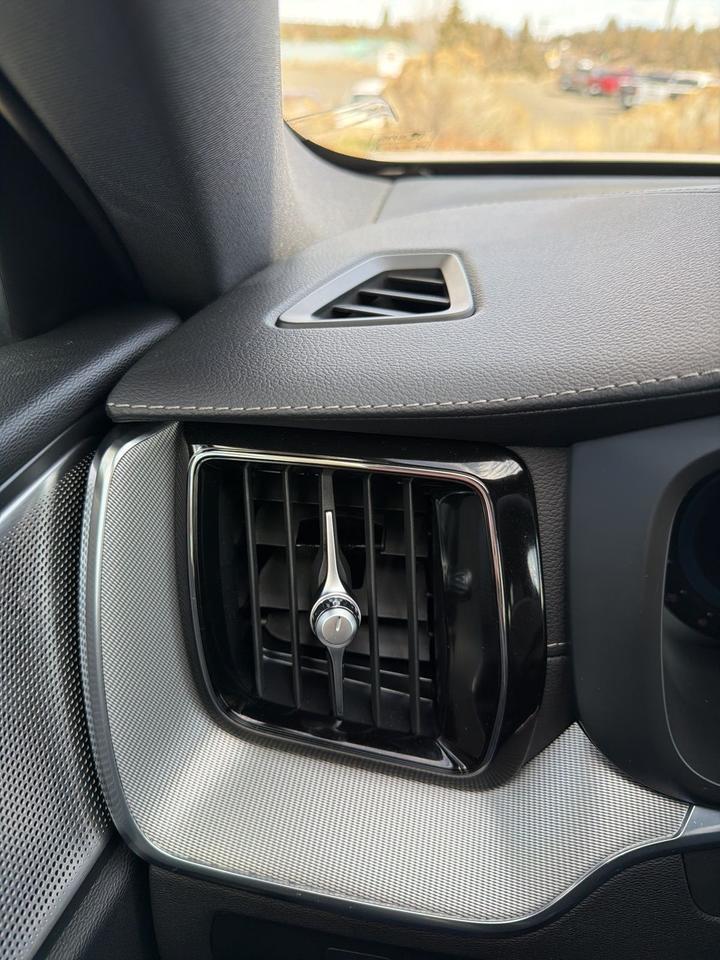 2024 Volvo XC60 Recharge Plug-In Hybrid T8 Polestar Bend OR