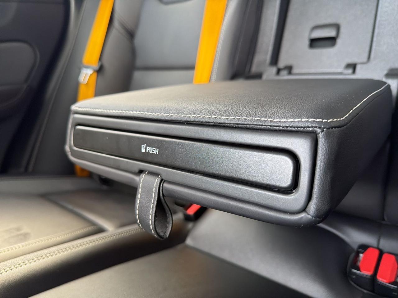 2024 Volvo XC60 Recharge Plug-In Hybrid T8 Polestar Bend OR