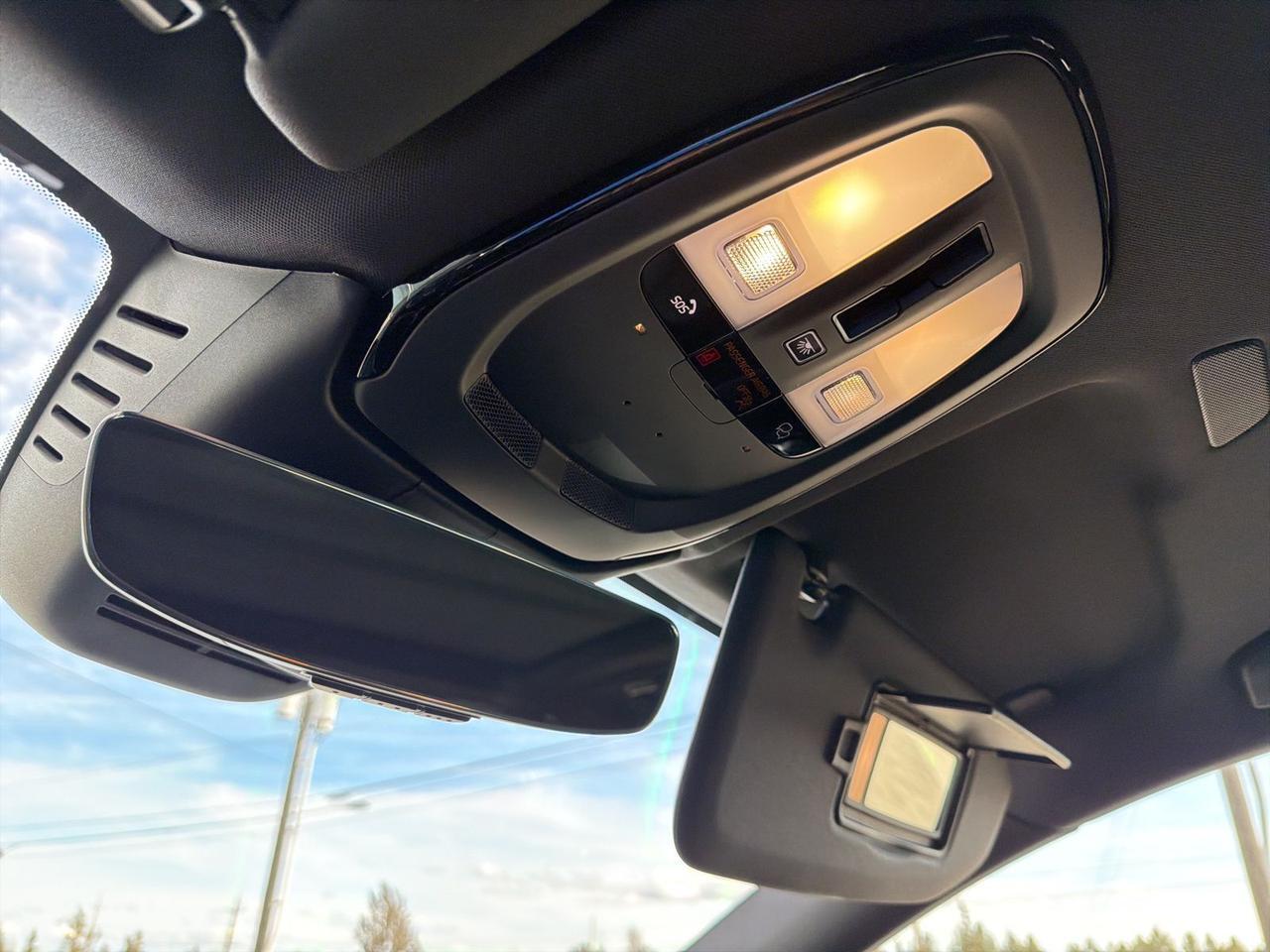 2024 Volvo XC60 Recharge Plug-In Hybrid T8 Polestar Bend OR