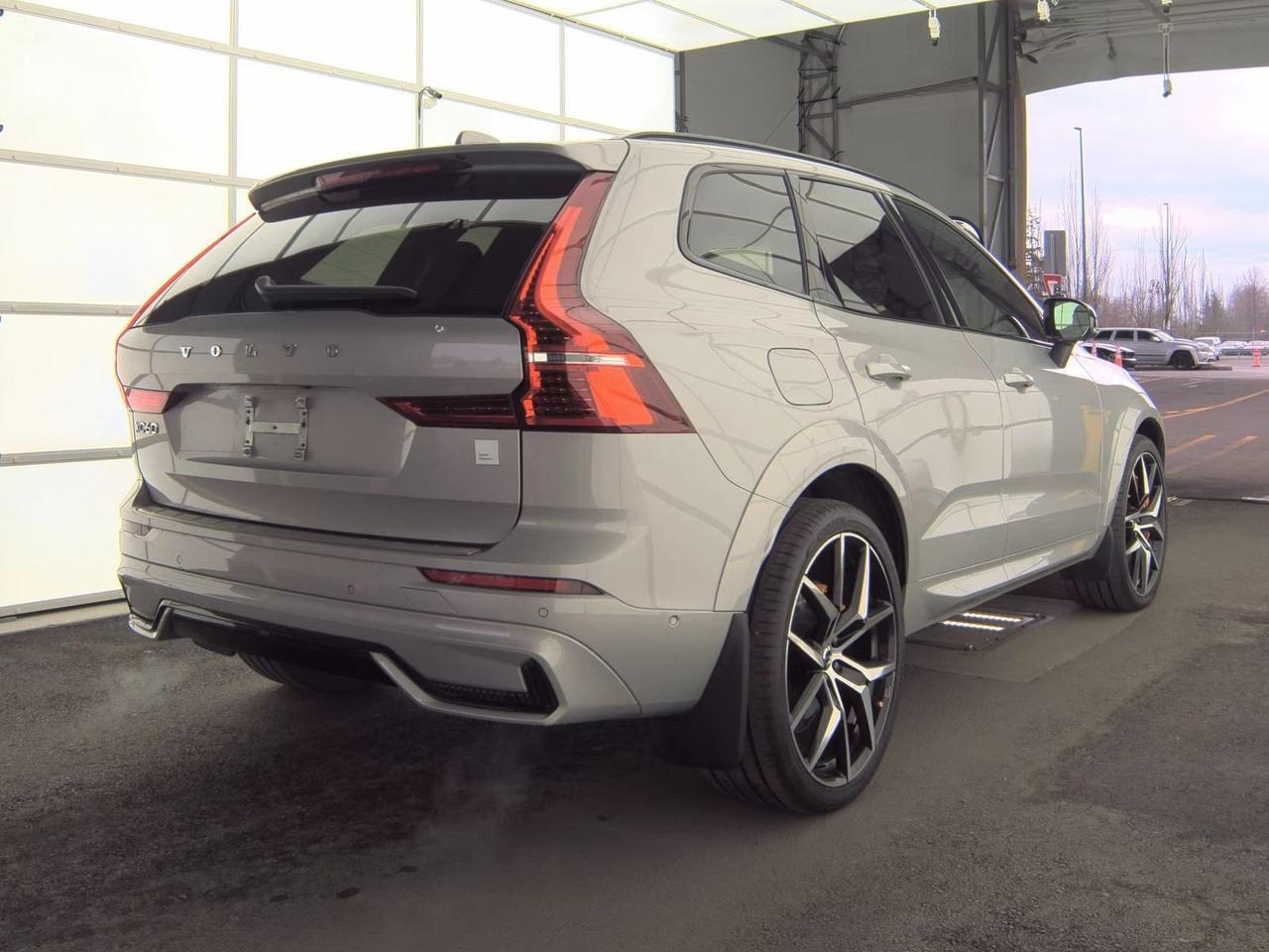 2024 Volvo XC60 Recharge Plug-In Hybrid T8 Polestar Bend OR