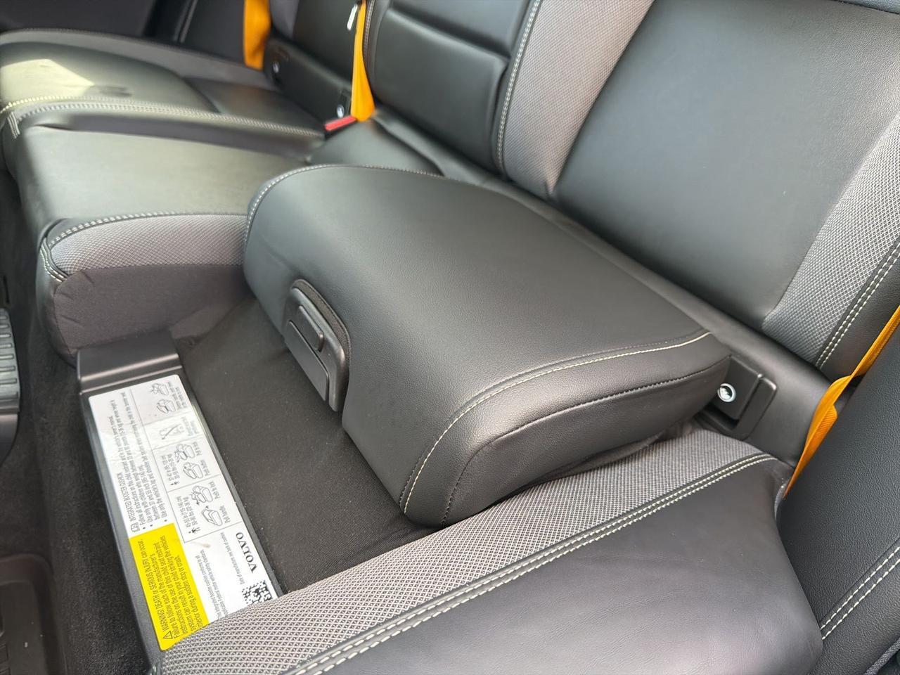 2024 Volvo XC60 Recharge Plug-In Hybrid T8 Polestar Bend OR