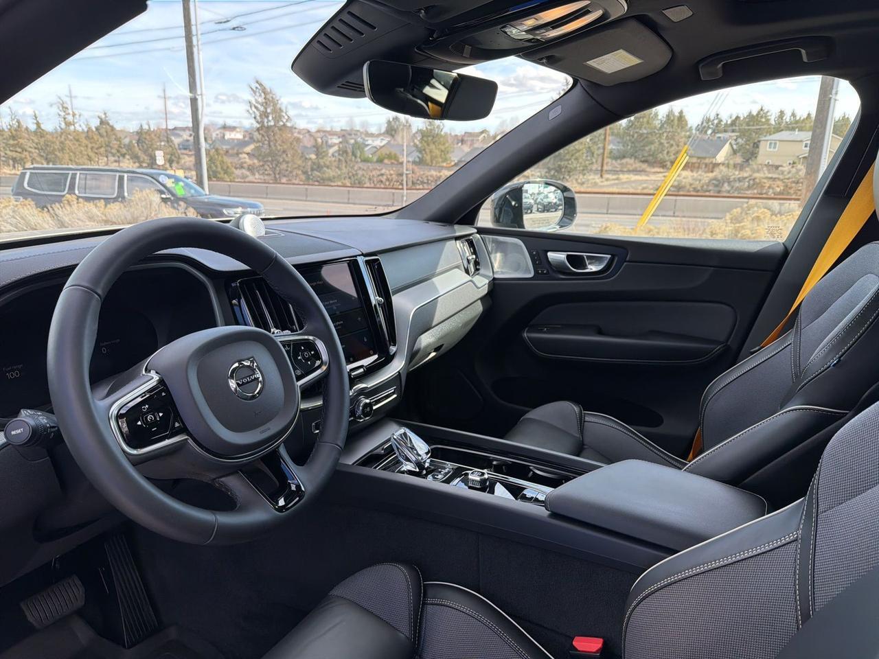 2024 Volvo XC60 Recharge Plug-In Hybrid T8 Polestar Bend OR