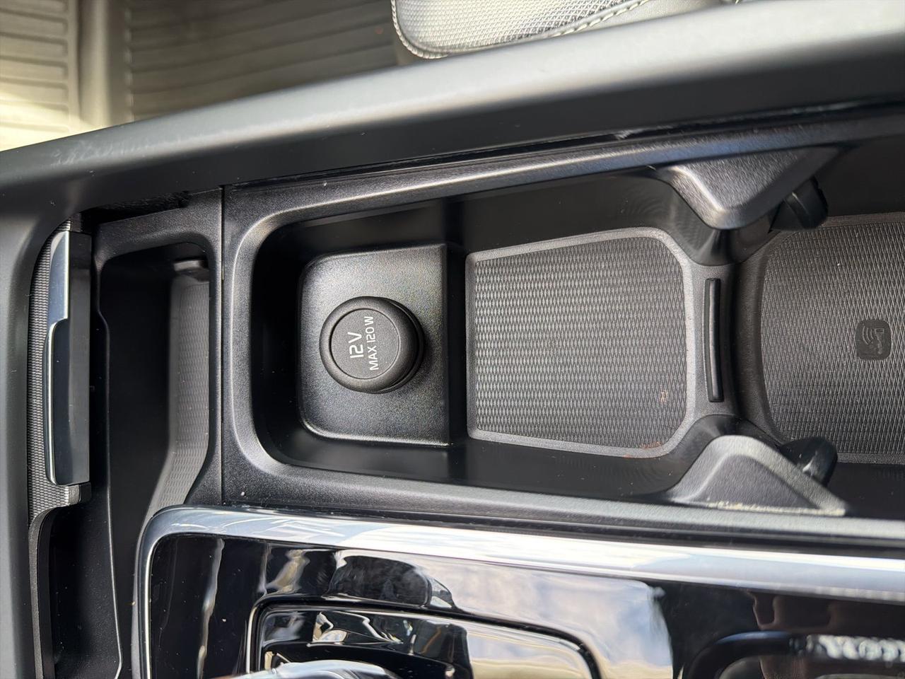 2024 Volvo XC60 Recharge Plug-In Hybrid T8 Polestar Bend OR