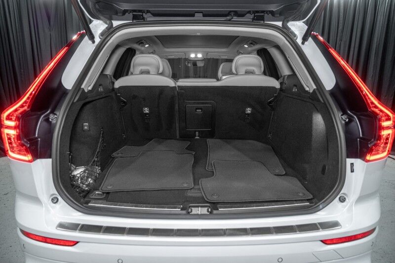 2024 Volvo XC60 Recharge Plug-In Hybrid T8 eAWD PHEV Ultimate Dark Theme SUV Peoria AZ