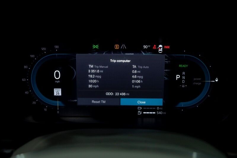 2024 Volvo XC60 Recharge Plug-In Hybrid T8 eAWD PHEV Ultimate Dark Theme SUV Peoria AZ