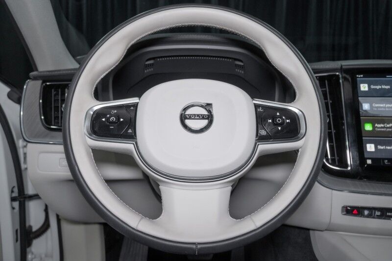 2024 Volvo XC60 Recharge Plug-In Hybrid T8 eAWD PHEV Ultimate Dark Theme SUV Peoria AZ