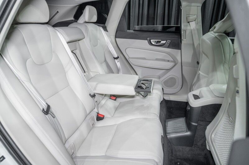 2024 Volvo XC60 Recharge Plug-In Hybrid T8 eAWD PHEV Ultimate Dark Theme SUV Peoria AZ