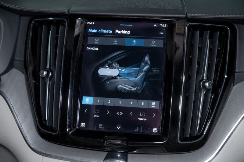 2024 Volvo XC60 Recharge Plug-In Hybrid T8 eAWD PHEV Ultimate Dark Theme SUV Peoria AZ