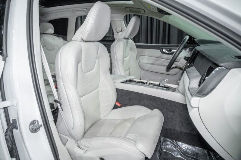 2024 Volvo XC60 Recharge Plug-In Hybrid T8 eAWD PHEV Ultimate Dark Theme SUV Peoria AZ