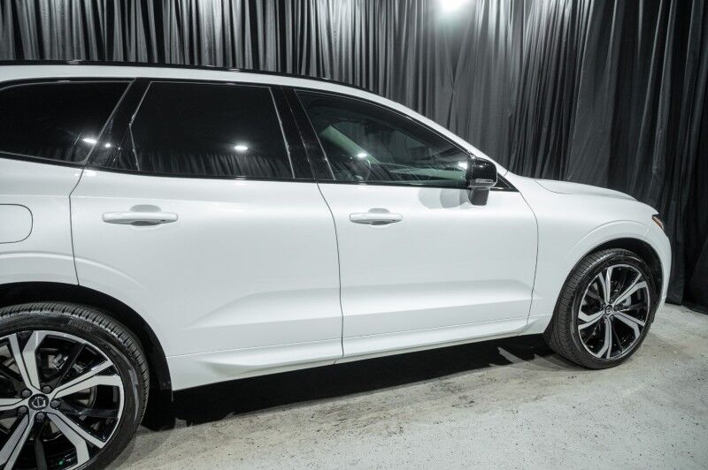 2024 Volvo XC60 Recharge Plug-In Hybrid T8 eAWD PHEV Ultimate Dark Theme SUV Peoria AZ