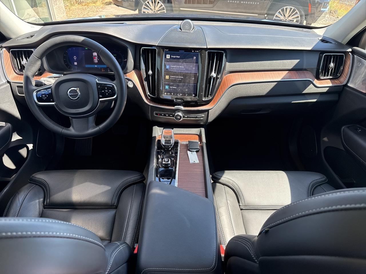 2024 Volvo XC60 Recharge Plug-In Hybrid Ultimate Bend OR