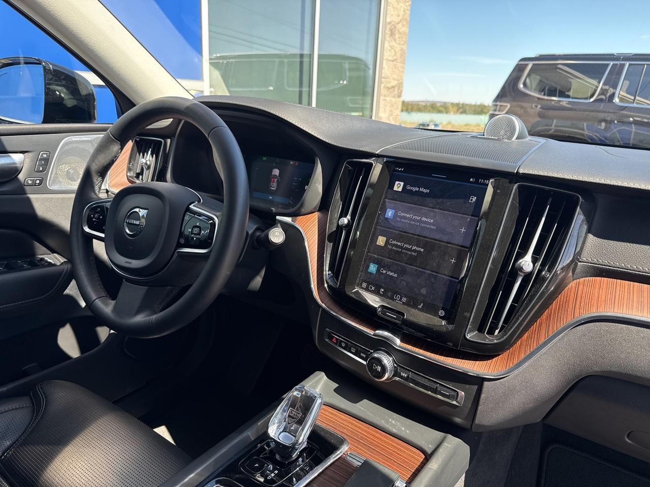 2024 Volvo XC60 Recharge Plug-In Hybrid Ultimate Bend OR