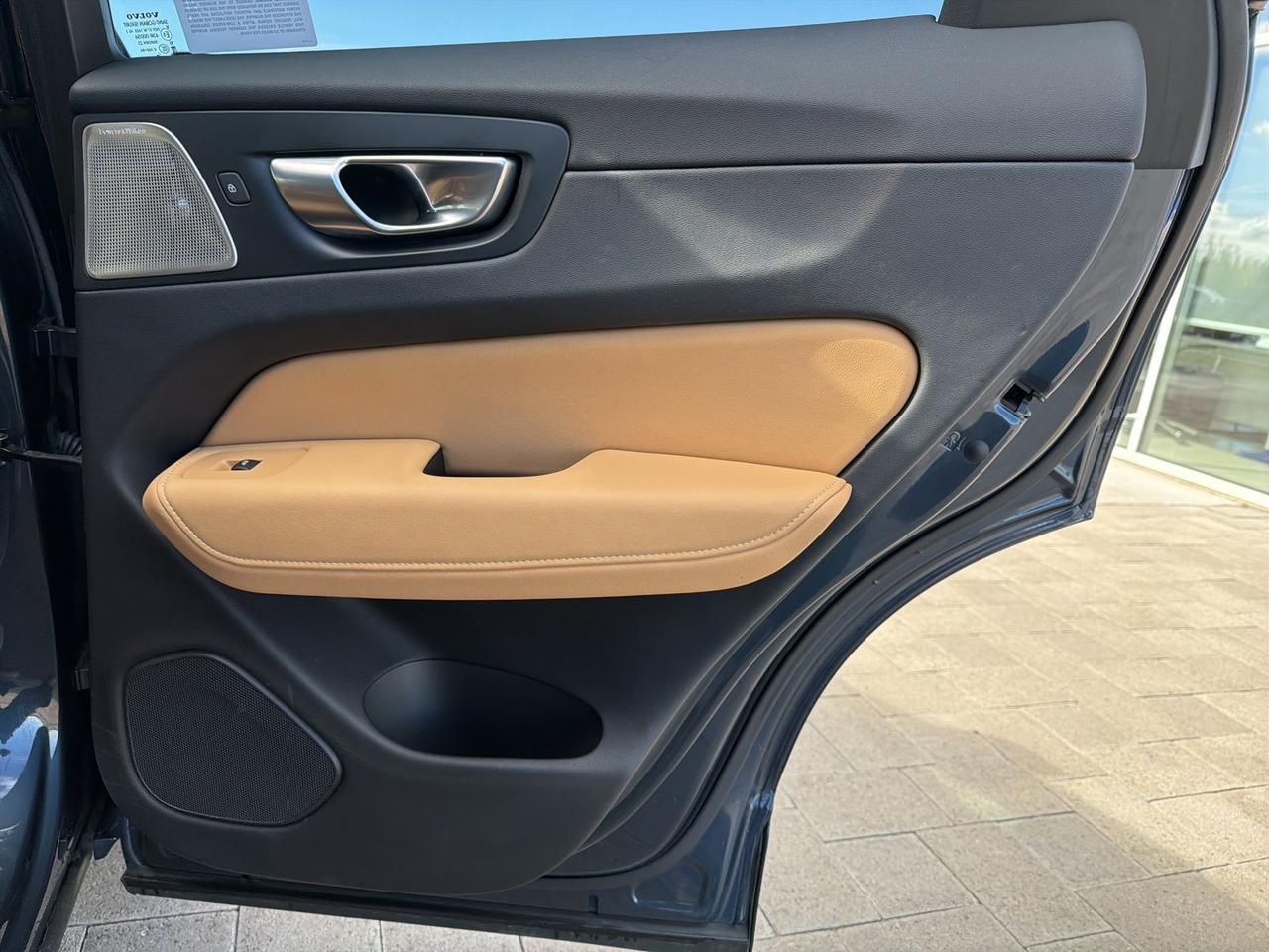 2024 Volvo XC60 Recharge Plug-In Hybrid Ultimate Bend OR