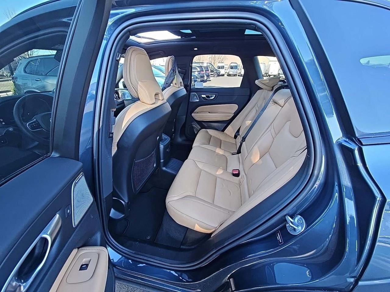 2024 Volvo XC60 Recharge Plug-In Hybrid Ultimate Bend OR