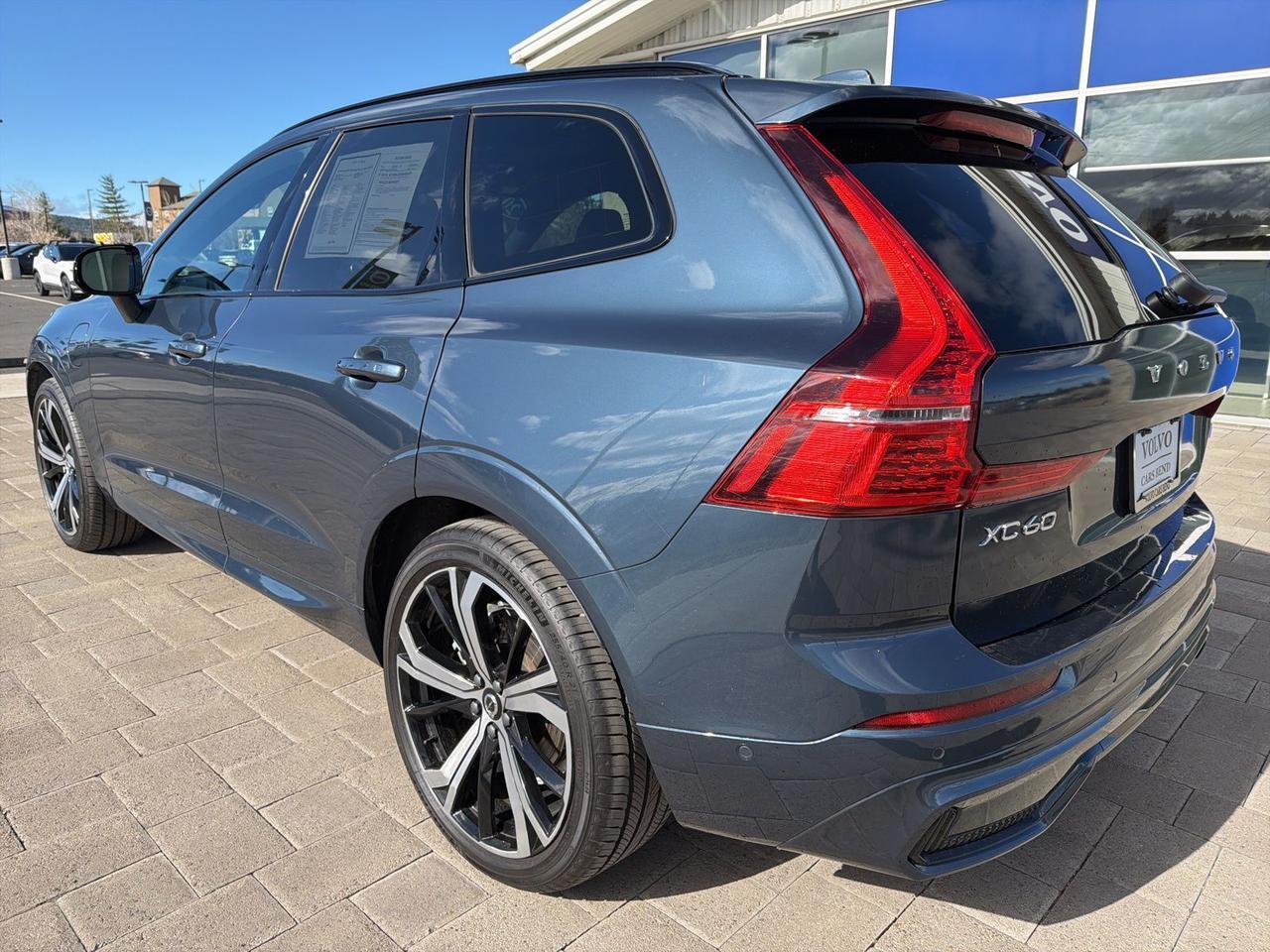2024 Volvo XC60 Recharge Plug-In Hybrid Ultimate Bend OR