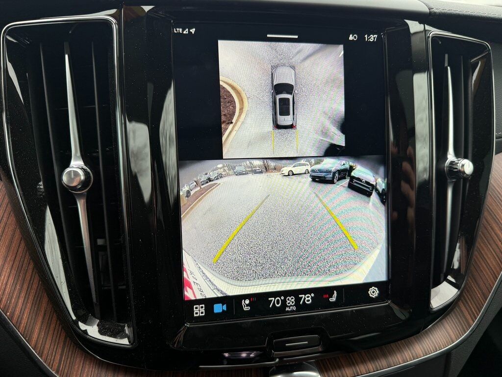 2024 Volvo XC60 Recharge Plug-In Hybrid Ultimate Hunt Valley MD