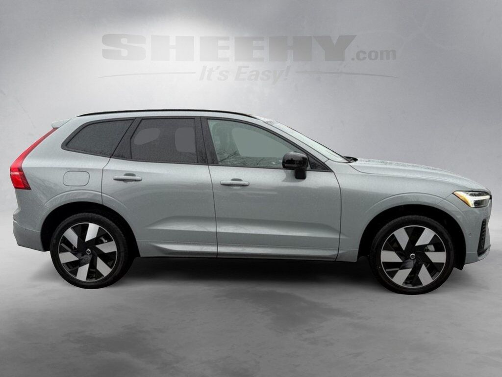 2024 Volvo XC60 Recharge Plug-In Hybrid Ultimate Hunt Valley MD