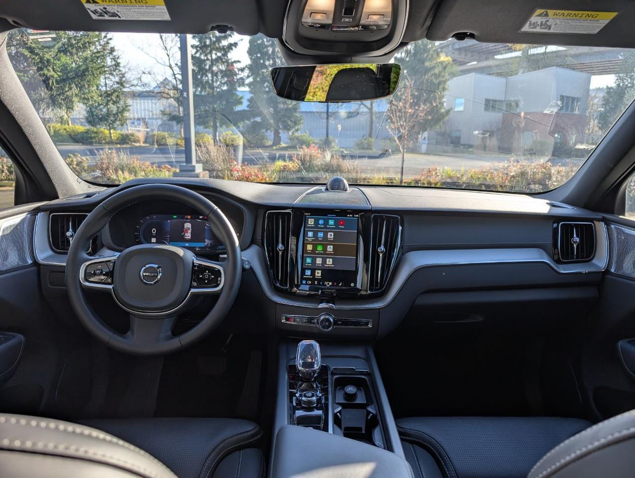 2024 Volvo XC60 Recharge T8 PHEV Hybrid ULTIMATE Black Edition | 455hp, Bowers & Wilkins Premium Audio & Air Suspension Portland OR