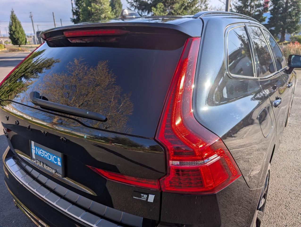 2024 Volvo XC60 Recharge T8 PHEV Hybrid ULTIMATE Black Edition | 455hp, Bowers & Wilkins Premium Audio & Air Suspension Portland OR