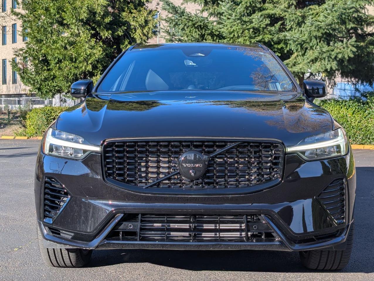 2024 Volvo XC60 Recharge T8 PHEV Hybrid ULTIMATE Black Edition | 455hp, Bowers & Wilkins Premium Audio & Air Suspension Portland OR