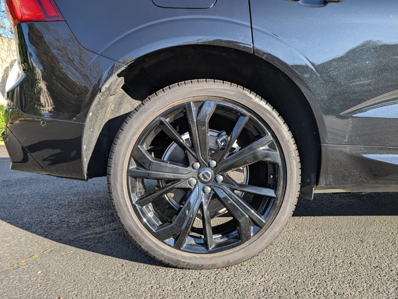 2024 Volvo XC60 Recharge T8 PHEV Hybrid ULTIMATE Black Edition | 455hp, Bowers & Wilkins Premium Audio & Air Suspension Portland OR