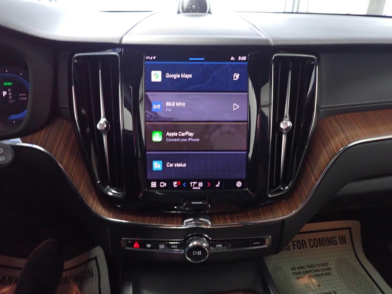 2024 Volvo XC60 Recharge Ultimate Dark Theme LEATHER SUNROOF *HYBRID* AWD Listowel ON