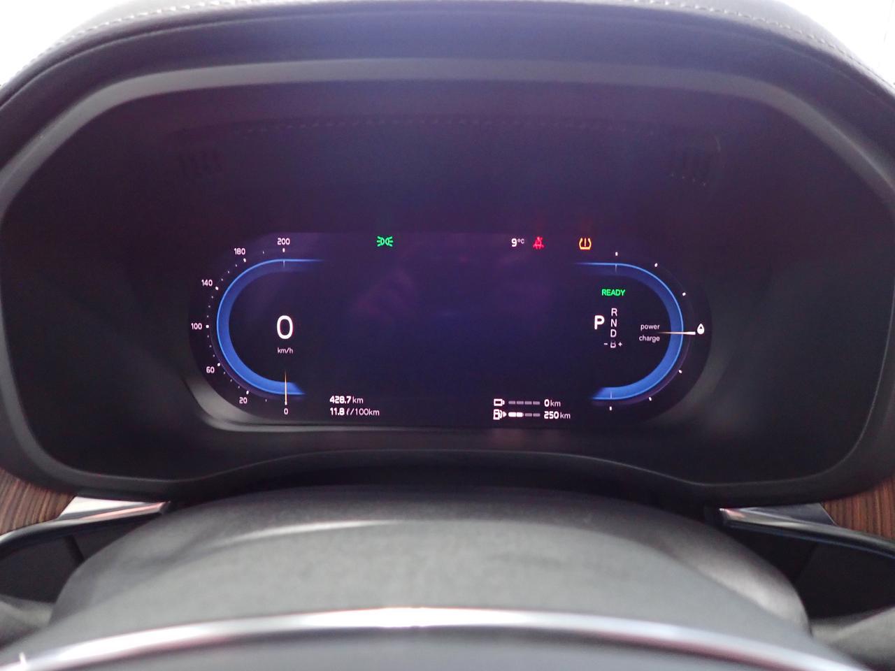 2024 Volvo XC60 Recharge Ultimate Dark Theme LEATHER SUNROOF *HYBRID* AWD Listowel ON