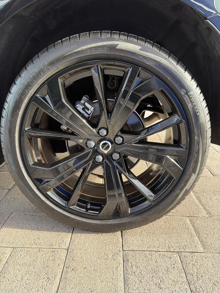 2024 Volvo XC60 Ultimate Bend OR