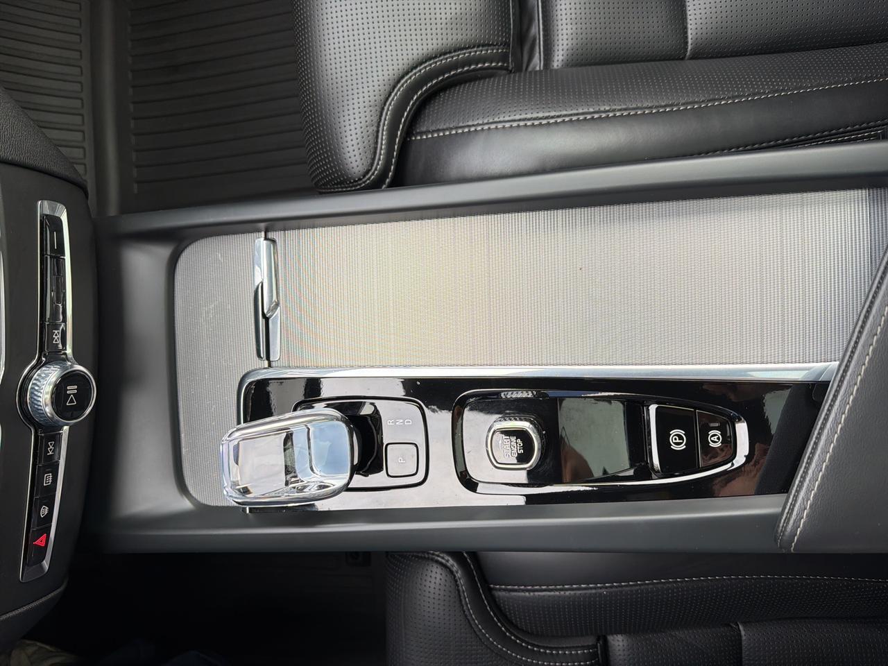 2024 Volvo XC60 Ultimate Bend OR