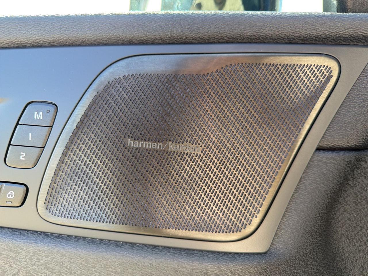 2024 Volvo XC60 Ultimate Bend OR