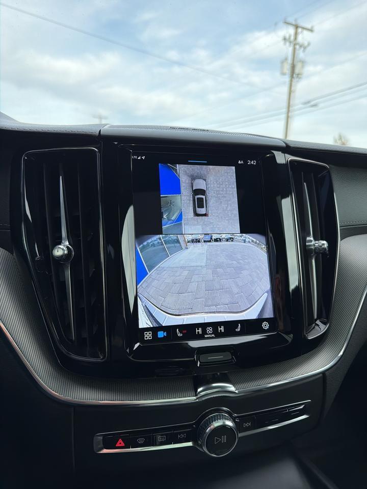 2024 Volvo XC60 Ultimate Bend OR