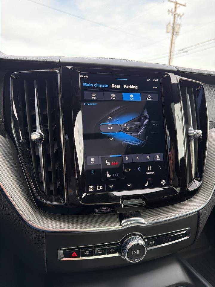 2024 Volvo XC60 Ultimate Bend OR