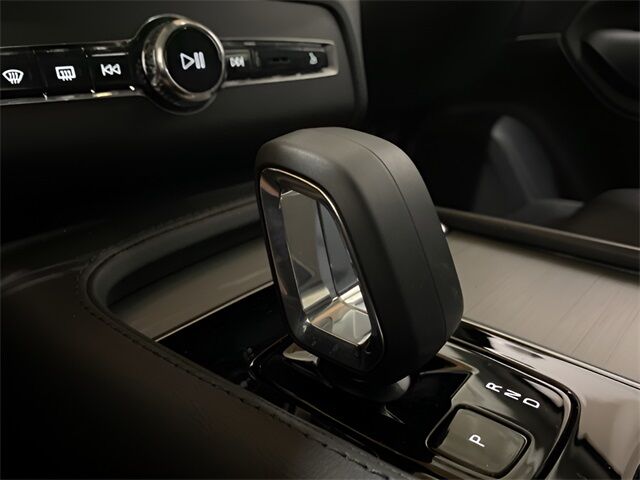 2024 Volvo XC90 B5 Core Dallas TX