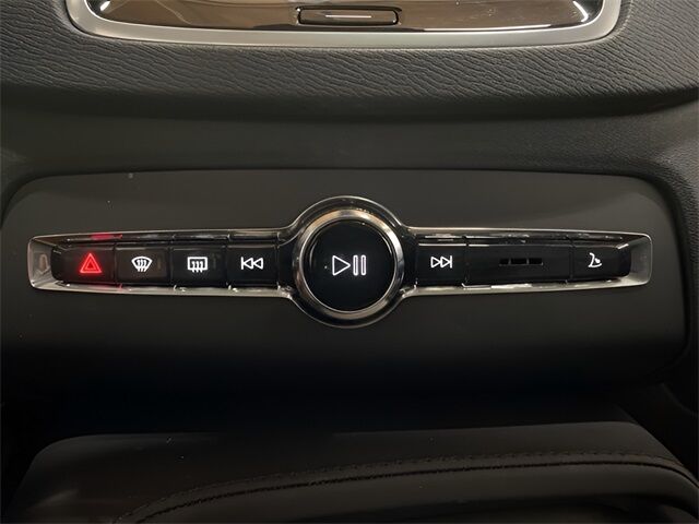 2024 Volvo XC90 B5 Core Dallas TX