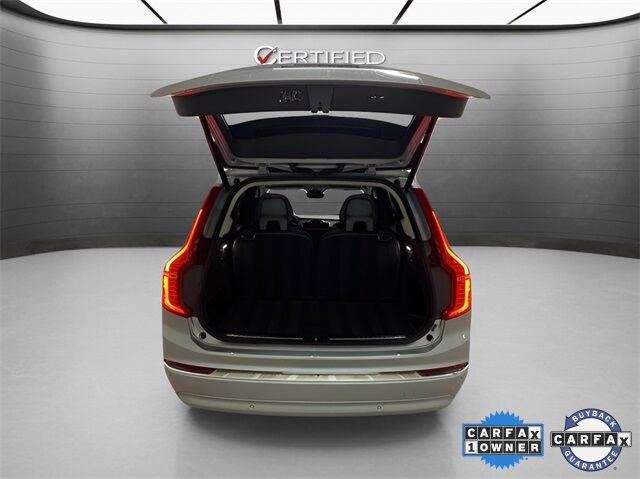2024 Volvo XC90 B5 Core photo 7