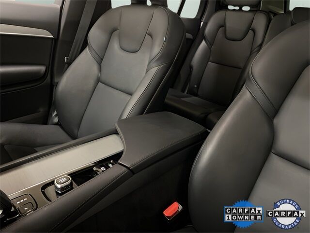 2024 Volvo XC90 B5 Core photo 53