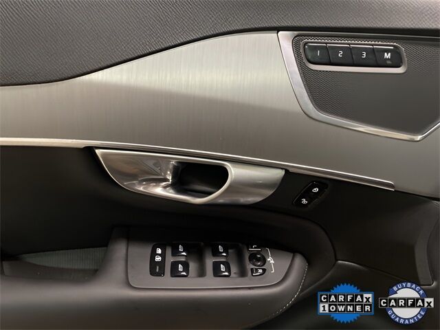 2024 Volvo XC90 B5 Core photo 31