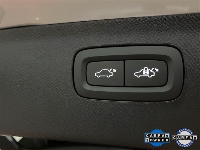 2024 Volvo XC90 B5 Core photo 8