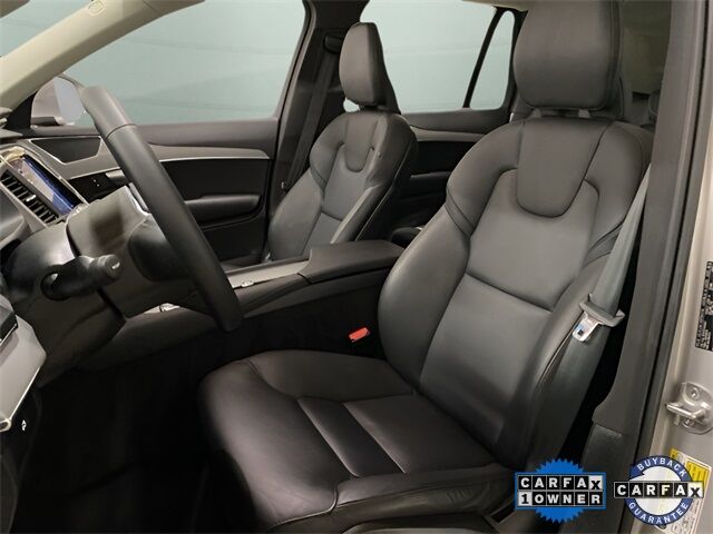 2024 Volvo XC90 B5 Core photo 55