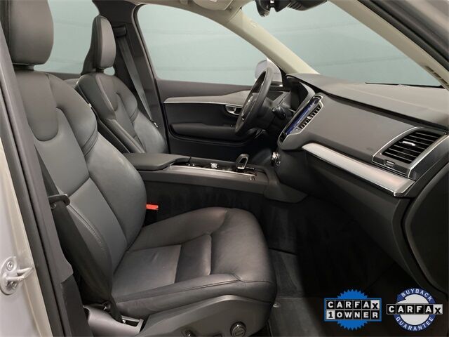 2024 Volvo XC90 B5 Core photo 23