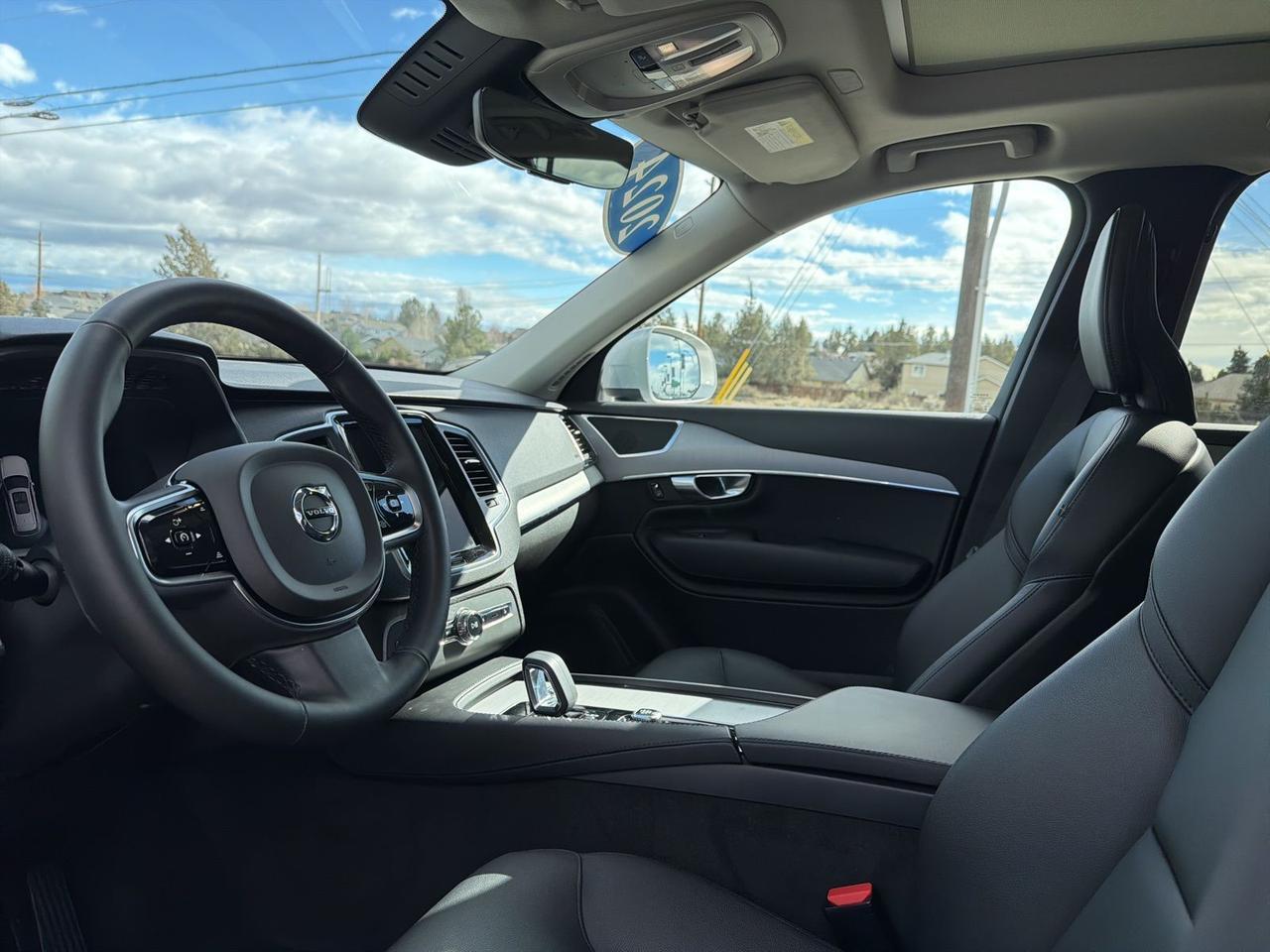 2024 Volvo XC90 B5 Core Bend OR